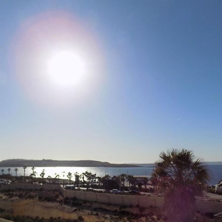 Sunshine Holiday Apartment 5 With Spectacular Seaviews セント・ポールズ・ベイ エクステリア 写真