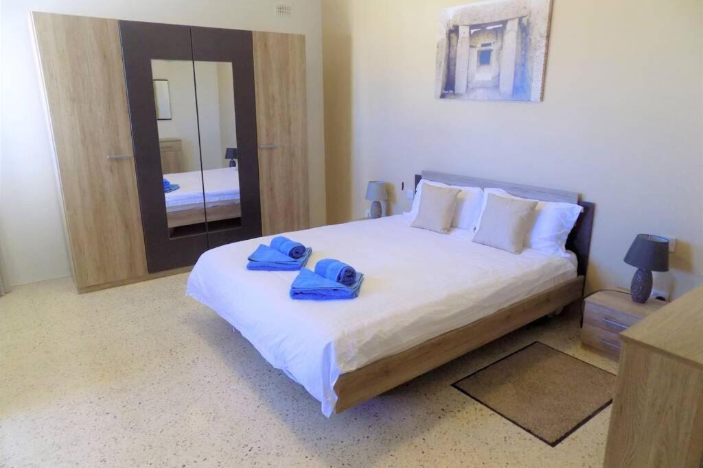 Sunshine Holiday Apartment 5 With Spectacular Seaviews セント・ポールズ・ベイ エクステリア 写真