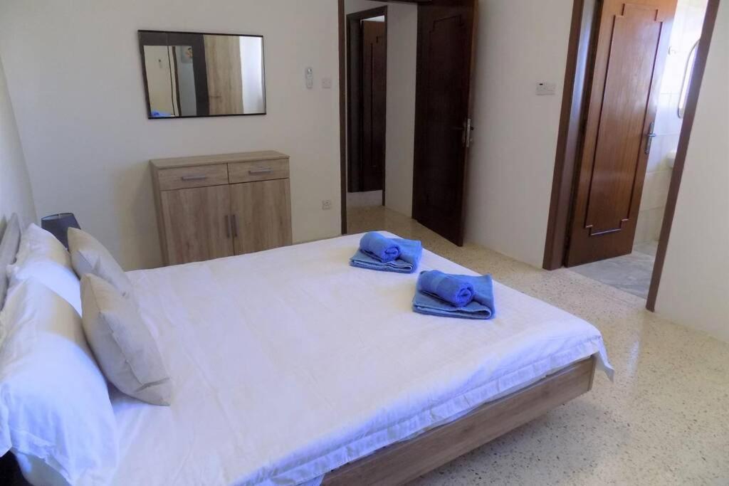 Sunshine Holiday Apartment 5 With Spectacular Seaviews セント・ポールズ・ベイ エクステリア 写真